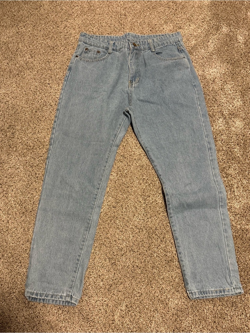 Classic Straight Women's Mom Jeans in Light Blue Denim